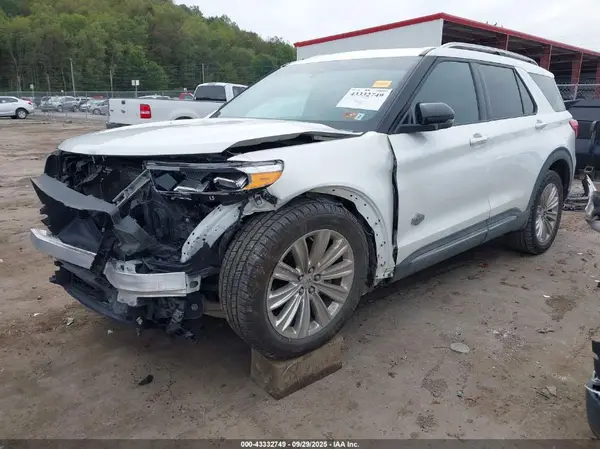 1FM5K8LC3NGB13097 2022 FORD EXPLORER - Image 2