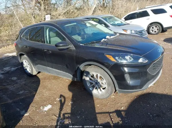 1FMCU0BZ0MUA58245 2021 FORD ESCAPE - Image 1