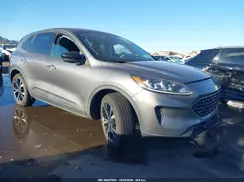1FMCU0BZ0NUA27823 2022 FORD ESCAPE