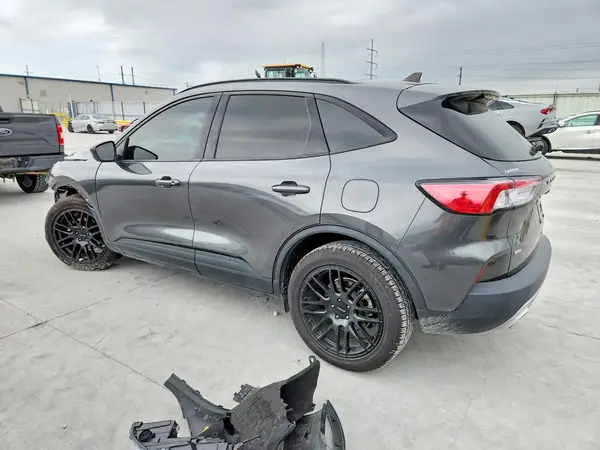 1FMCU0BZ1LUC28403 2020 FORD ESCAPE - Image 2