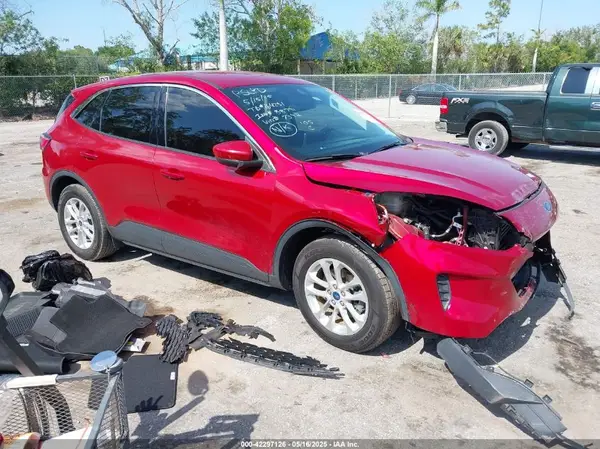 1FMCU0BZ1MUA27392 2021 FORD ESCAPE - Image 1