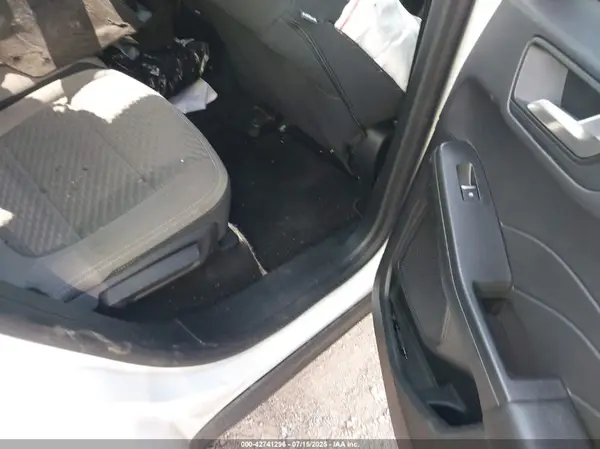 1FMCU0BZ2MUA78111 2021 FORD ESCAPE - Image 8