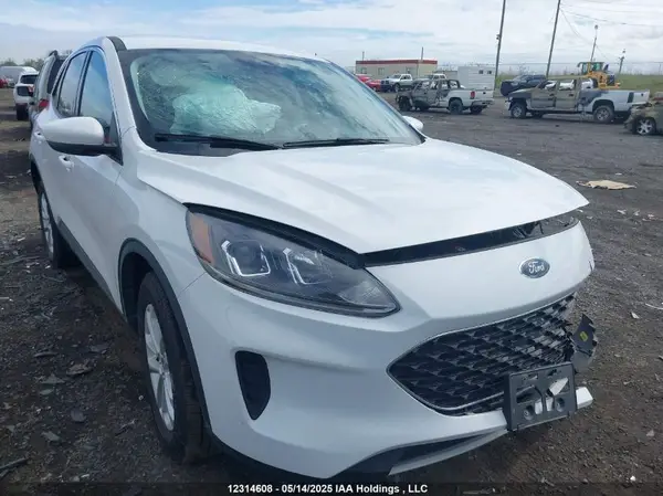 1FMCU0BZ3MUA05989 2021 FORD ESCAPE - Image 1