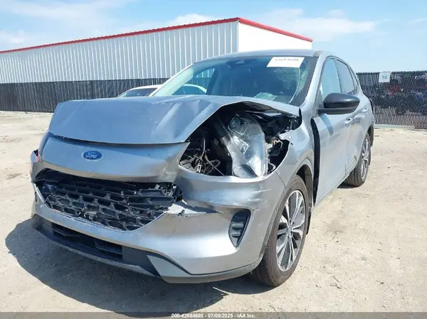 1FMCU0BZ3MUA13798 2021 FORD ESCAPE - Image 2