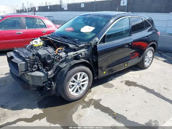 1FMCU0BZ3MUA39673 2021 FORD ESCAPE - Image 2