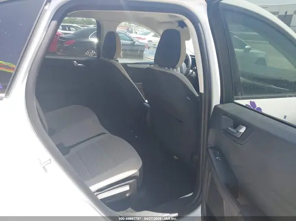 1FMCU0BZ4MUA26818 2021 FORD ESCAPE - Image 8