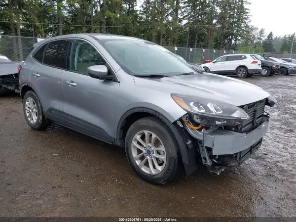 1FMCU0BZ4MUA38497 2021 FORD ESCAPE - Image 1