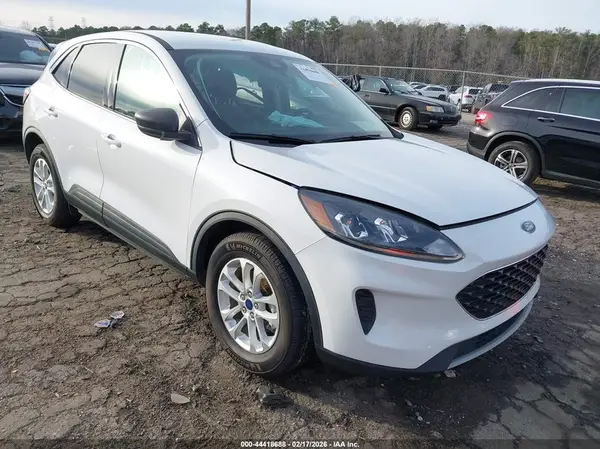 1FMCU0BZ4NUB16875 2022 FORD ESCAPE - Image 1