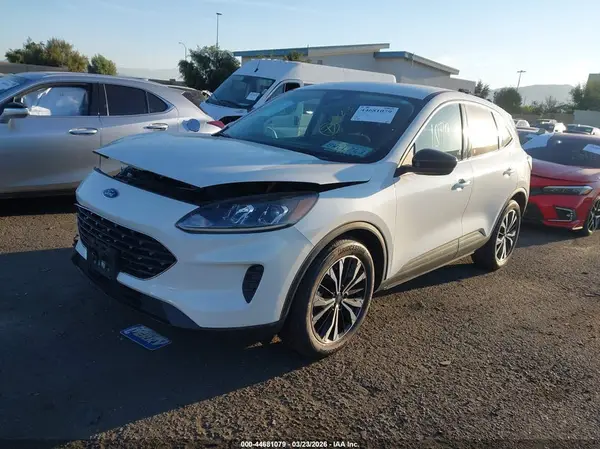 1FMCU0BZ5MUA36466 2021 FORD ESCAPE - Image 2