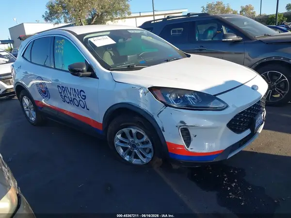 1FMCU0BZ5NUA26506 2022 FORD ESCAPE - Image 1