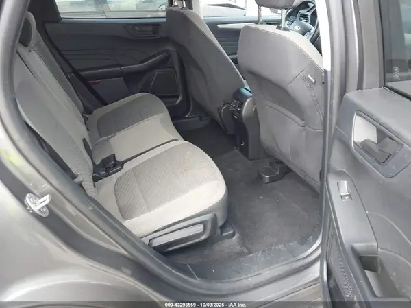 1FMCU0BZ5NUA39482 2022 FORD ESCAPE - Image 8