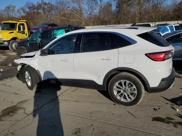 1FMCU0BZ6NUB16974 2022 FORD ESCAPE - Image 2