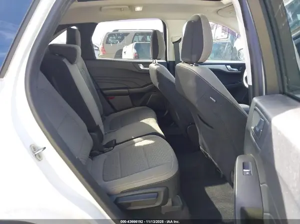 1FMCU0BZ7MUA20219 2021 FORD ESCAPE - Image 8