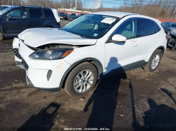 1FMCU0BZ7MUB23656 2021 FORD ESCAPE - Image 2