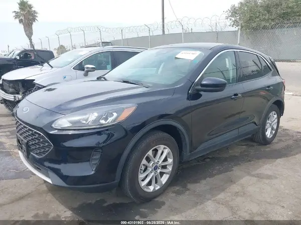 1FMCU0BZ8MUA39183 2021 FORD ESCAPE - Image 2