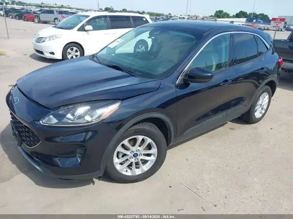 1FMCU0BZ8MUA40236 2021 FORD ESCAPE - Image 2