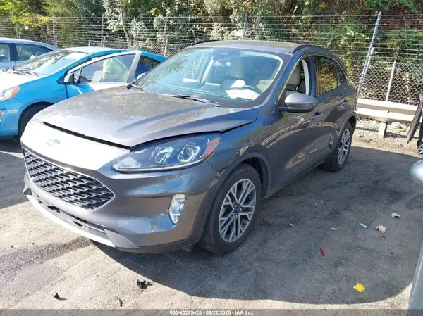 1FMCU0CZ1MUA68958 2021 FORD ESCAPE - Image 2