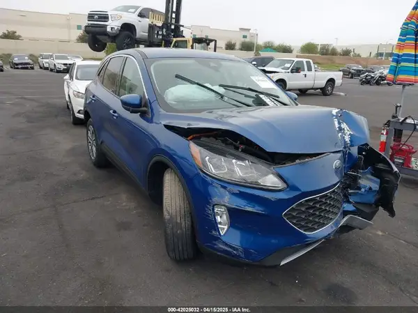 1FMCU0CZXNUA93391 2022 FORD ESCAPE - Image 1