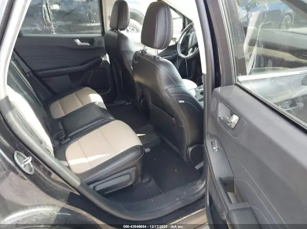 1FMCU0DZ0MUA18504 2021 FORD ESCAPE - Image 8