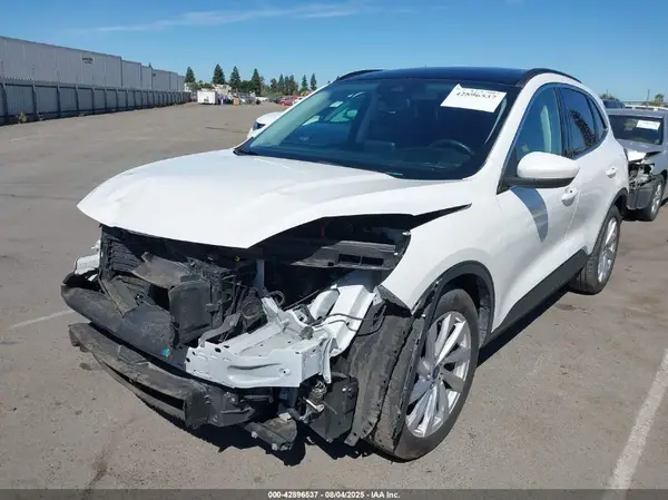 1FMCU0DZ5MUB27525 2021 FORD ESCAPE - Image 2