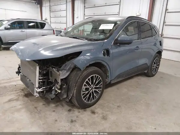 1FMCU0E15PUA90070 2023 FORD ESCAPE - Image 2