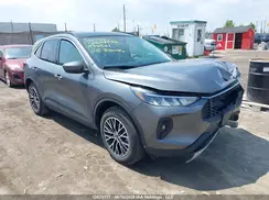 1FMCU0E15SUA38561 2025 FORD ESCAPE