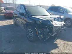 1FMCU0E15SUA76758 2025 FORD ESCAPE