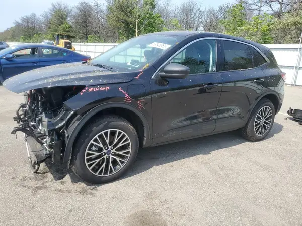 1FMCU0EZ1NUA18821 2022 FORD ESCAPE - Image 1