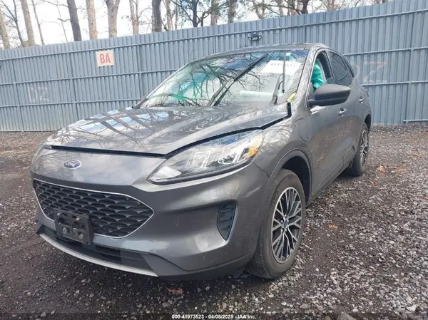 1FMCU0EZ4NUA18604 2022 FORD ESCAPE - Image 2