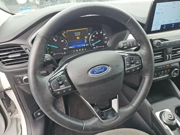 1FMCU0EZ5MUA61041 2021 FORD ESCAPE - Image 1