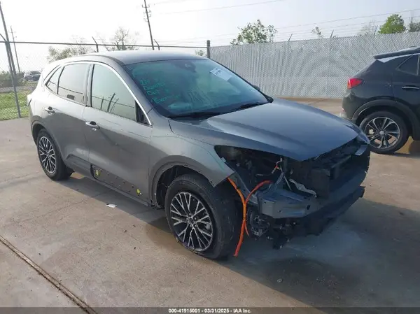 1FMCU0EZ9NUB09108 2022 FORD ESCAPE - Image 1