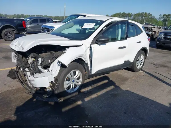 1FMCU0F60LUA05625 2020 FORD ESCAPE - Image 2