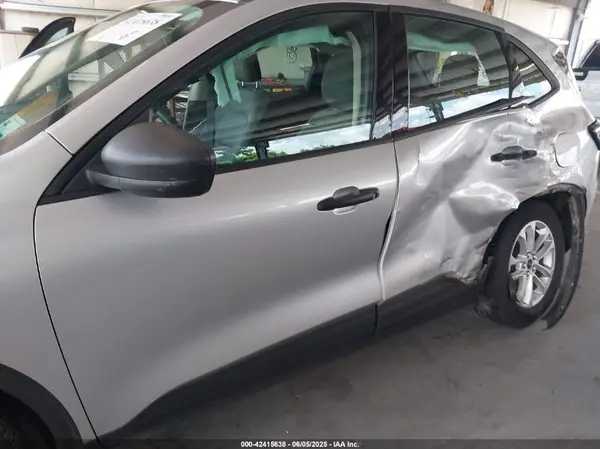 2020 FORD ESCAPE auction photo 6