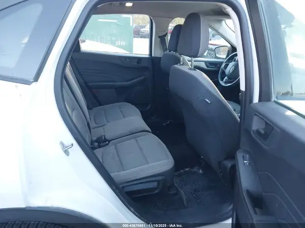 1FMCU0F64NUA21765 2022 FORD ESCAPE - Image 8