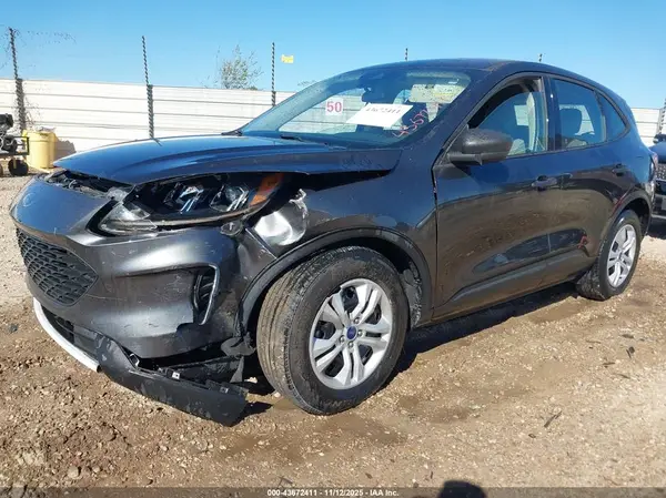 1FMCU0F65LUA24686 2020 FORD ESCAPE - Image 2