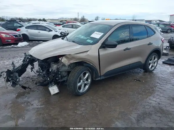 1FMCU0F65LUB62891 2020 FORD ESCAPE - Image 2