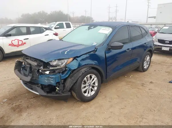 1FMCU0F66LUA75226 2020 FORD ESCAPE - Image 2