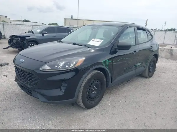 1FMCU0F66LUC15629 2020 FORD ESCAPE - Image 2