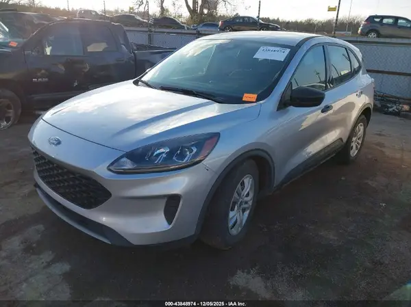 1FMCU0F67LUB55845 2020 FORD ESCAPE - Image 2