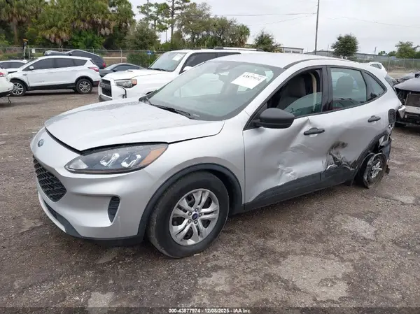 1FMCU0F67LUC04154 2020 FORD ESCAPE - Image 2