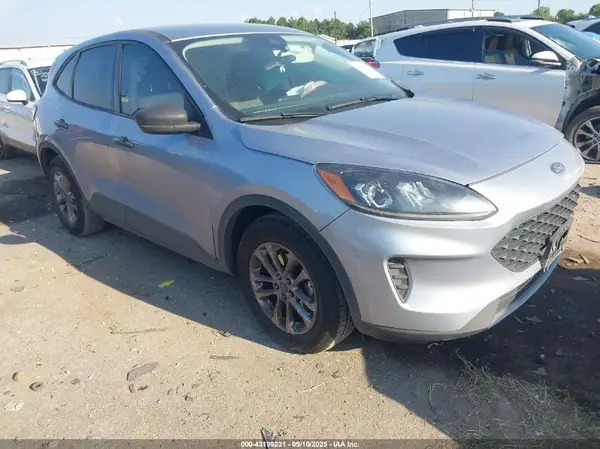 1FMCU0F68NUA06282 2022 FORD ESCAPE - Image 1