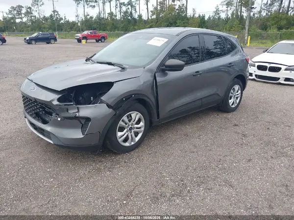 1FMCU0F6XNUB66812 2022 FORD ESCAPE - Image 2