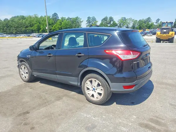 1FMCU0F70GUA00794 2016 FORD ESCAPE - Image 2