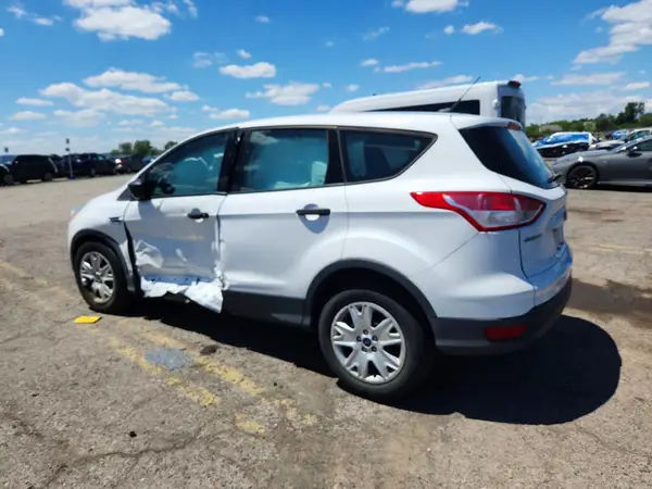 1FMCU0F70GUA17157 2016 FORD ESCAPE - Image 2