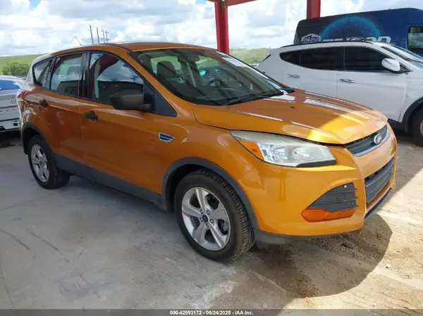 1FMCU0F70GUA26635 2016 FORD ESCAPE - Image 1