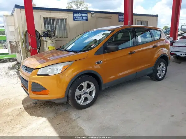 1FMCU0F70GUA26635 2016 FORD ESCAPE - Image 2