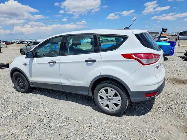 1FMCU0F70GUC11218 2016 FORD ESCAPE - Image 2
