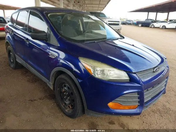 1FMCU0F70GUC44056 2016 FORD ESCAPE - Image 1