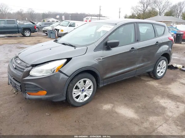 1FMCU0F70GUC74822 2016 FORD ESCAPE - Image 2