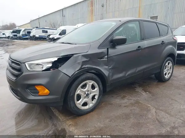1FMCU0F70HUA27446 2017 FORD ESCAPE - Image 2